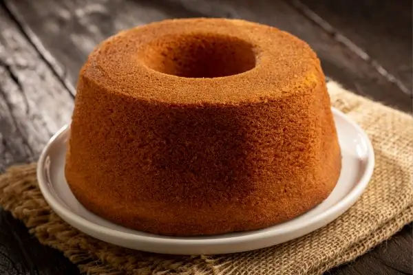 Bolo fofinho de fubá delicioso e fácil de fazer 2 Bolo fofinho de fubá.
