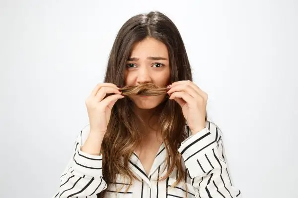Como tirar cheiro de fumaça do cabelo: soluções rápidas e naturais 2 como tirar cheiro de fumaça do cabelo.