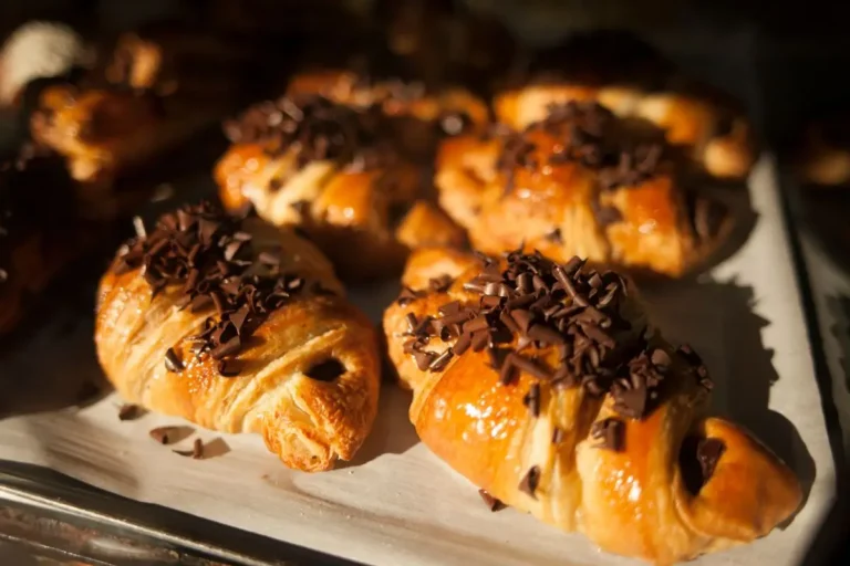 Croissant de chocolate saudável e nutritivo para seu café da manhã 7 Croissant de chocolate.