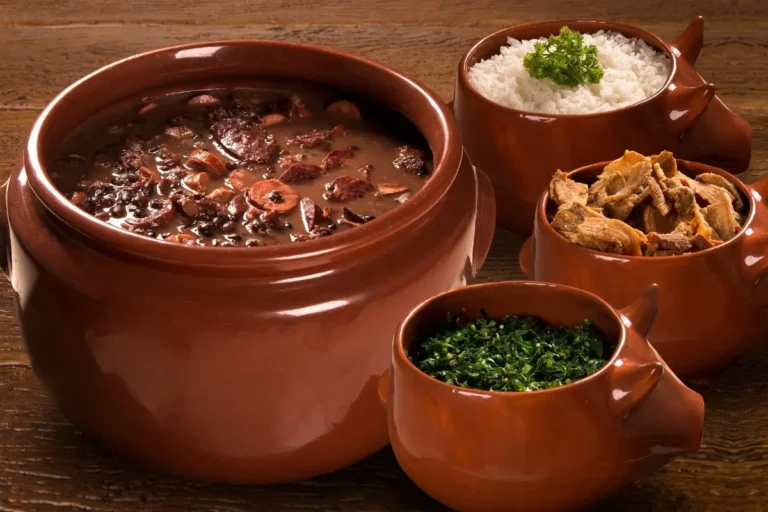 Feijoada fit: receita saudável e deliciosa para comer sem culpa 2 feijoada fit.