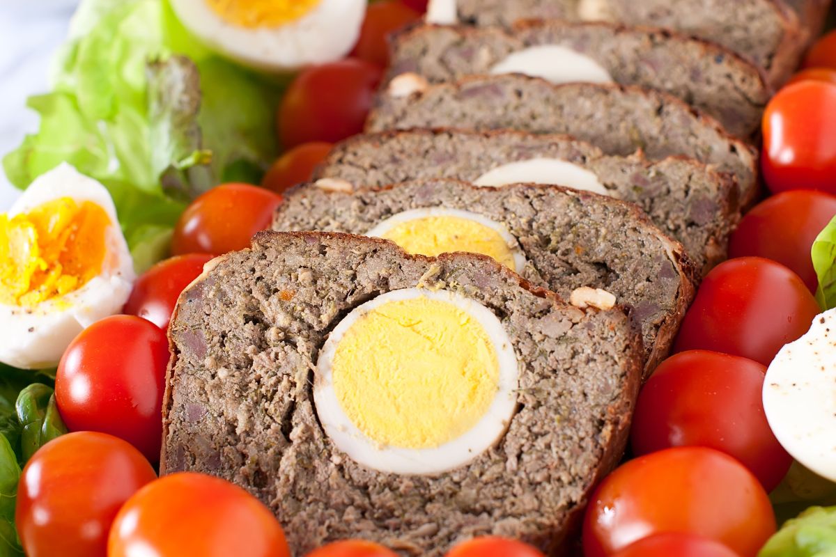 Rocambole de carne moída fitness: leve, fácil de fazer e muito saudável 1 rocambole de carne moída.