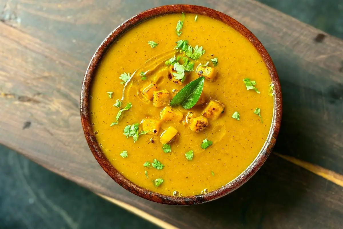 Sopa de abóbora com frango: receita deliciosa, saudável e pronta em 40 minutos 1 Sopa de abobora com frango.