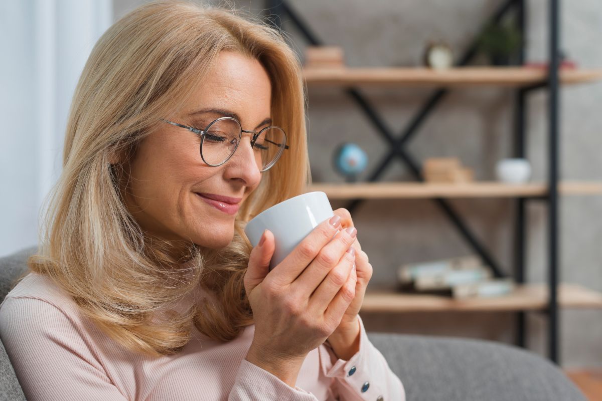 Chá para aumentar hormônio feminino: veja quais funcionam e como usar com segurança 1 Chá para aumentar hormônio feminino.
