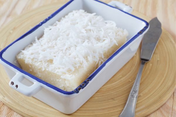 Pudim de tapioca cremoso e saudável: uma delícia que nutre e satisfaz 2 pudim de tapioca.
