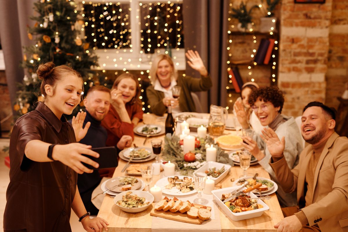 As refeições de família no Instagram parecem mais felizes que as suas? Não se engane… 1 Refeições em família.