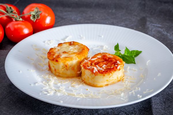 Rondelli de queijo saudável: 4 porções deliciosas que vão te encantar 2 Rondelli de queijo.