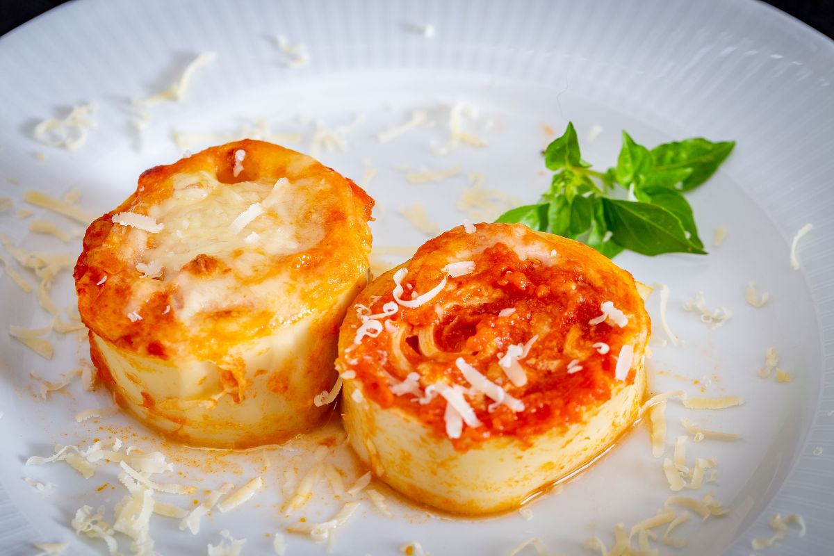 Rondelli de queijo saudável: 4 porções deliciosas que vão te encantar 1 Rondelli de queijo.