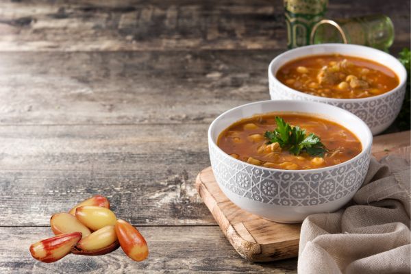 Sopa de pinhão cremosa: combinação leve, deliciosa e cheia de sabor para os dias gelados 2 sopa de pinhão.