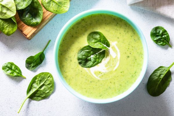 Creme de espinafre cremoso e saudável: receita fácil para turbinar sua saúde 2 Creme de espinafre.