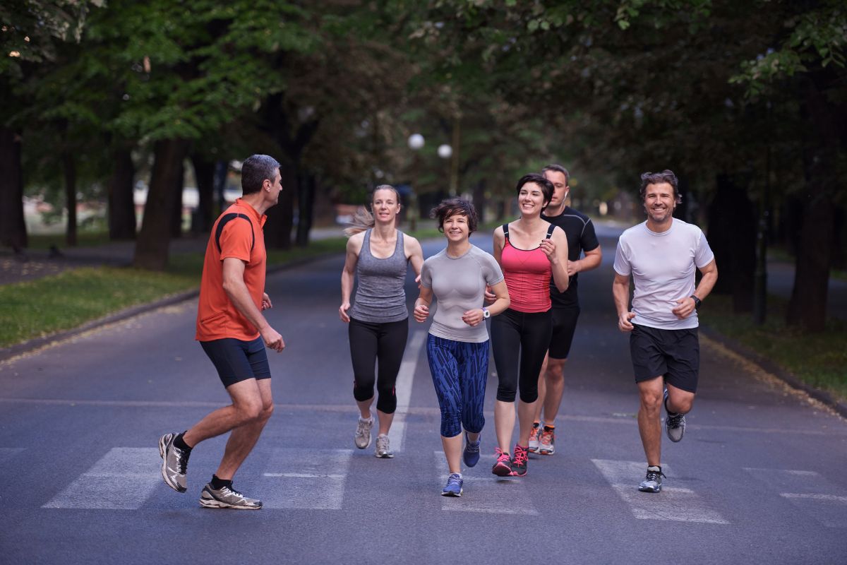 O que é jogging e por que ele pode ajudar você a dormir melhor e viver mais 1 Jogging.