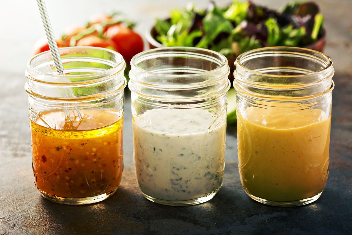 Aprenda 3 opções de molho fit para salada que vão transformar suas refeições 1 molho fit para salada.