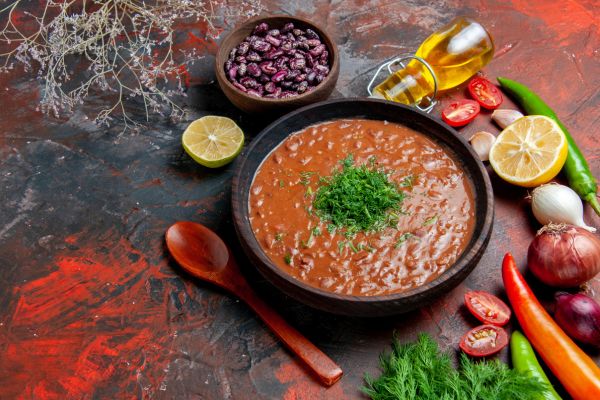 Uma sopa de feijão com carne de dar água na boca: receita saudável, fácil e nutritiva 2 Sopa de feijão com carne.