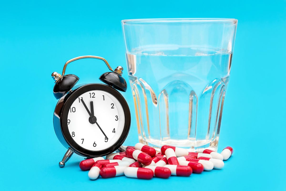 Qual o melhor horário para tomar vitamina B12? Veja como fazer corretamente 1 Qual o melhor horário para tomar vitamina B12;