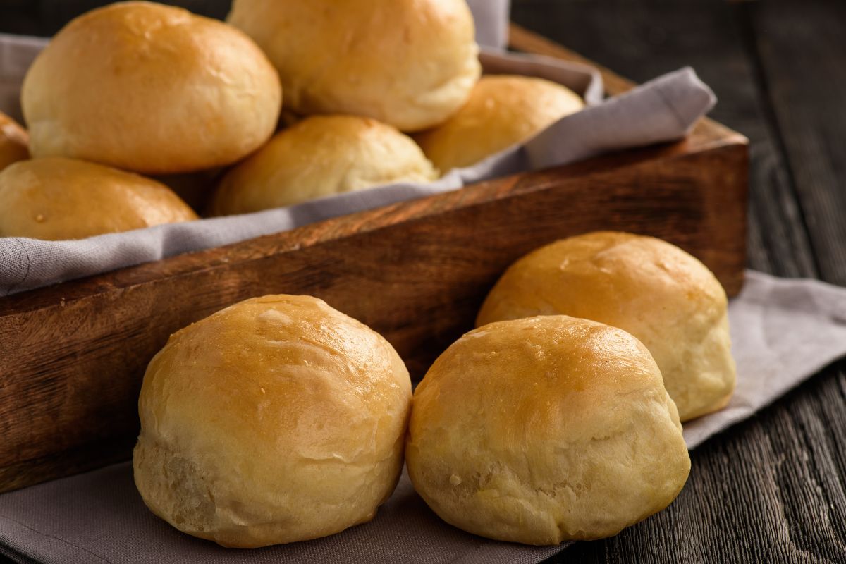 Pão de liquidificador fofinho: receita fácil e saudável 1 pão de liquidificador;