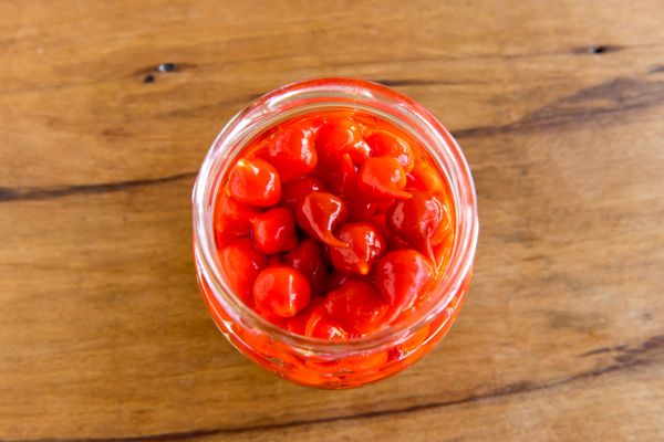 Como conservar pimenta biquinho do jeito certo: veja 4 formas seguras e eficientes 2 Pimenta biquinho.