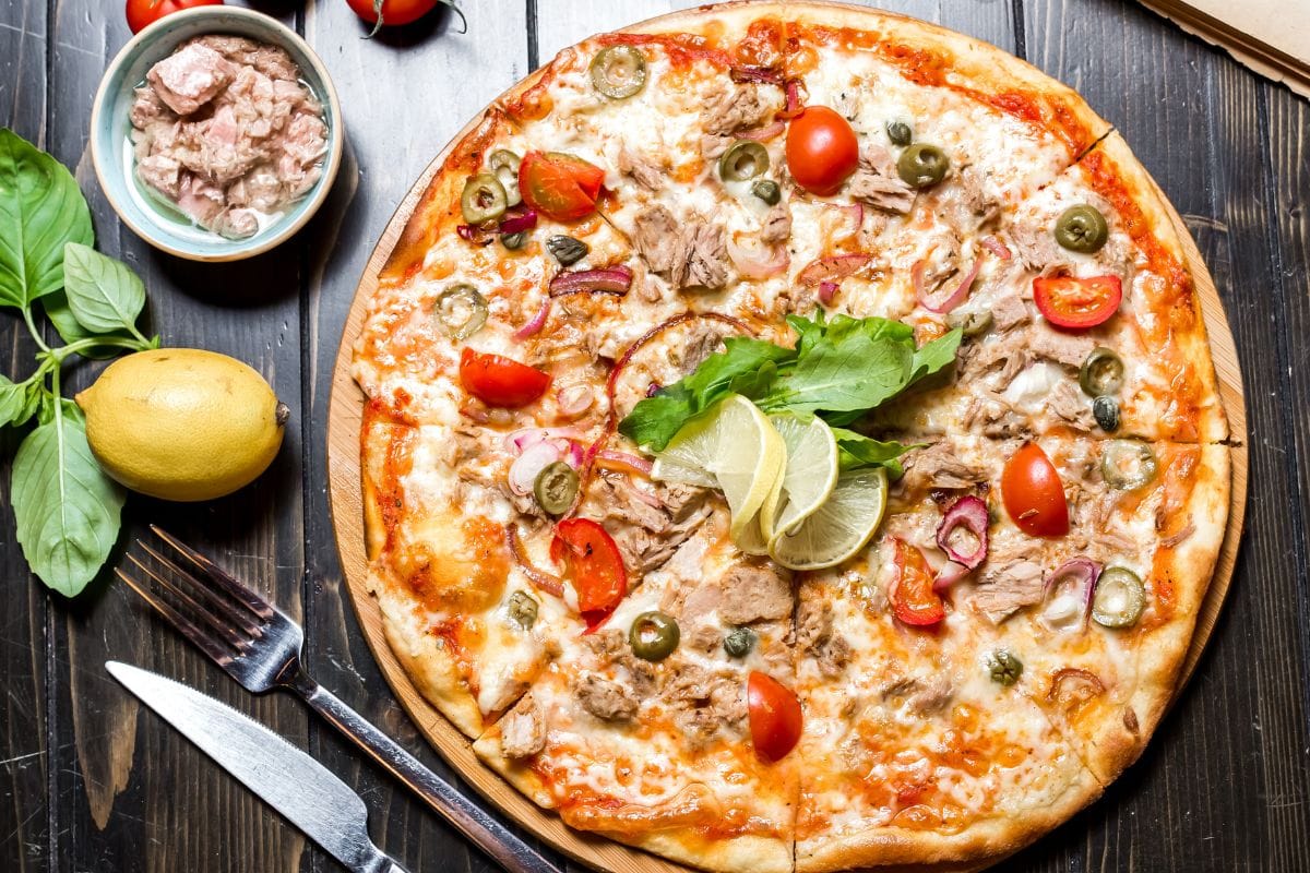 Pizza de sardinha fit: receita saudável, sabor explosivo e fácil de fazer 1 Pizza de sardinha.
