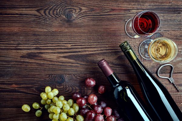 Vinho vence? Entenda se ele estraga, como identificar e quando não beber 2 vinho vence.