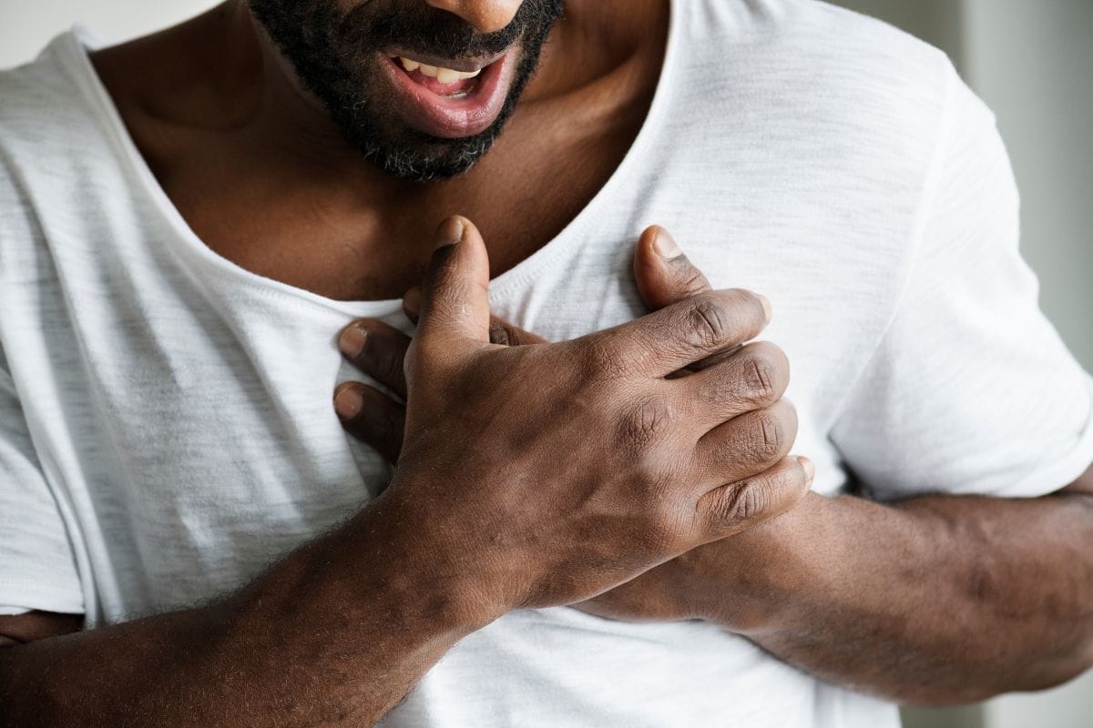 Diferença entre infarto, angina e ansiedade: como identificar cada um e quando agir rápido 1 Diferença entre infarto, angina e ansiedade.