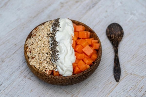 O que acontece com seu corpo se você comer aveia com mamão todos os dias 2 aveia com mamão.
