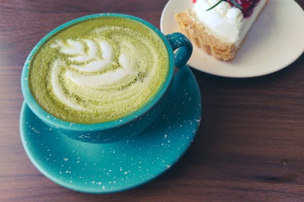 Matcha latte cremoso: a bebida saudável que vai conquistar seu paladar 2 matcha latte cremoso.