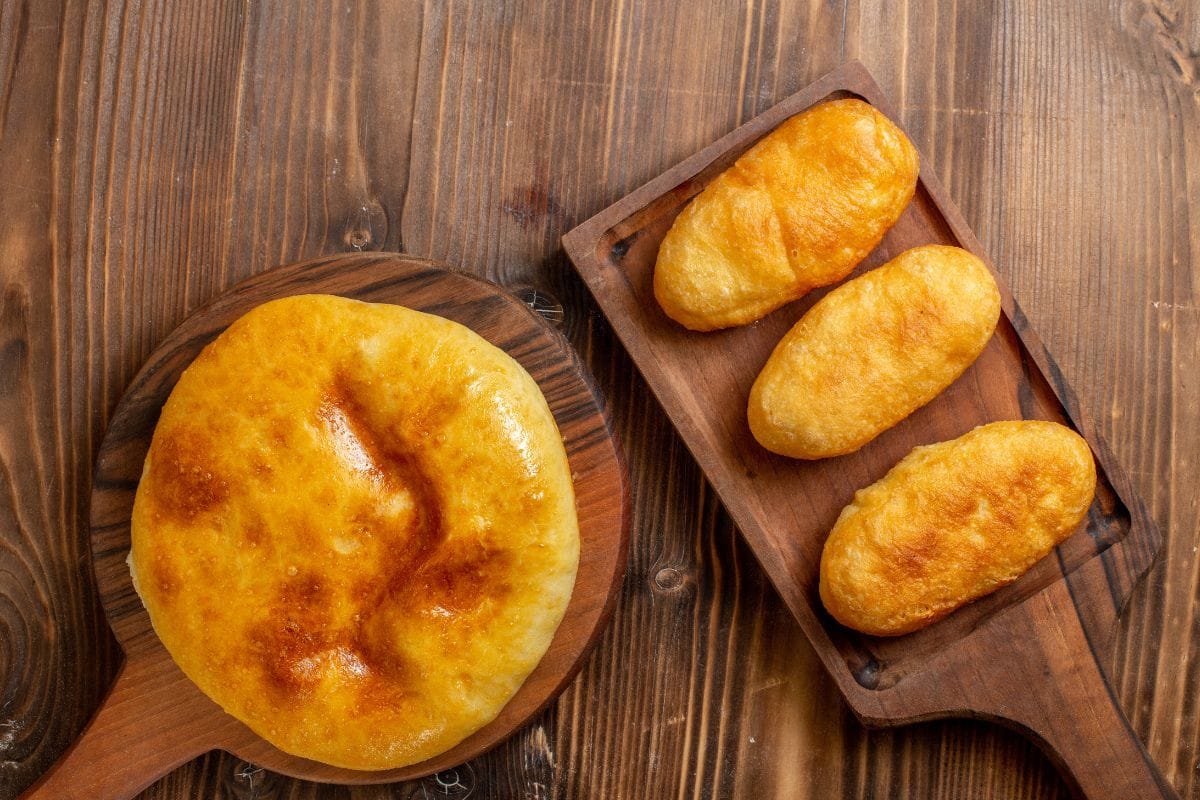 Pãozinho Low Carb de Frigideira com Psyllium: Uma Surpresa Saudável e Irresistível 1 pãozinho low carb de frigideira com psyllium.