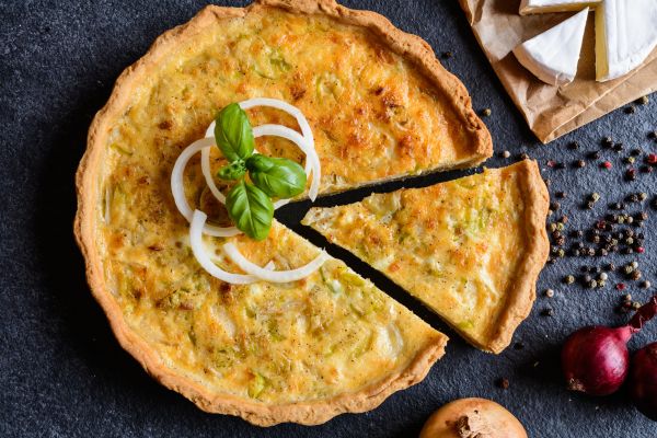 Quiche integral de frango e alho-poró: a receita saudável, prática e irresistível que vai conquistar sua mesa 2 quiche integral de frango e alho-poró.