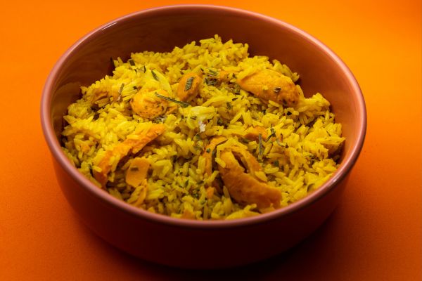 Já provou arroz com pequi? Descubra por que esse fruto é o tesouro do Cerrado 2 Arroz com pequi.
