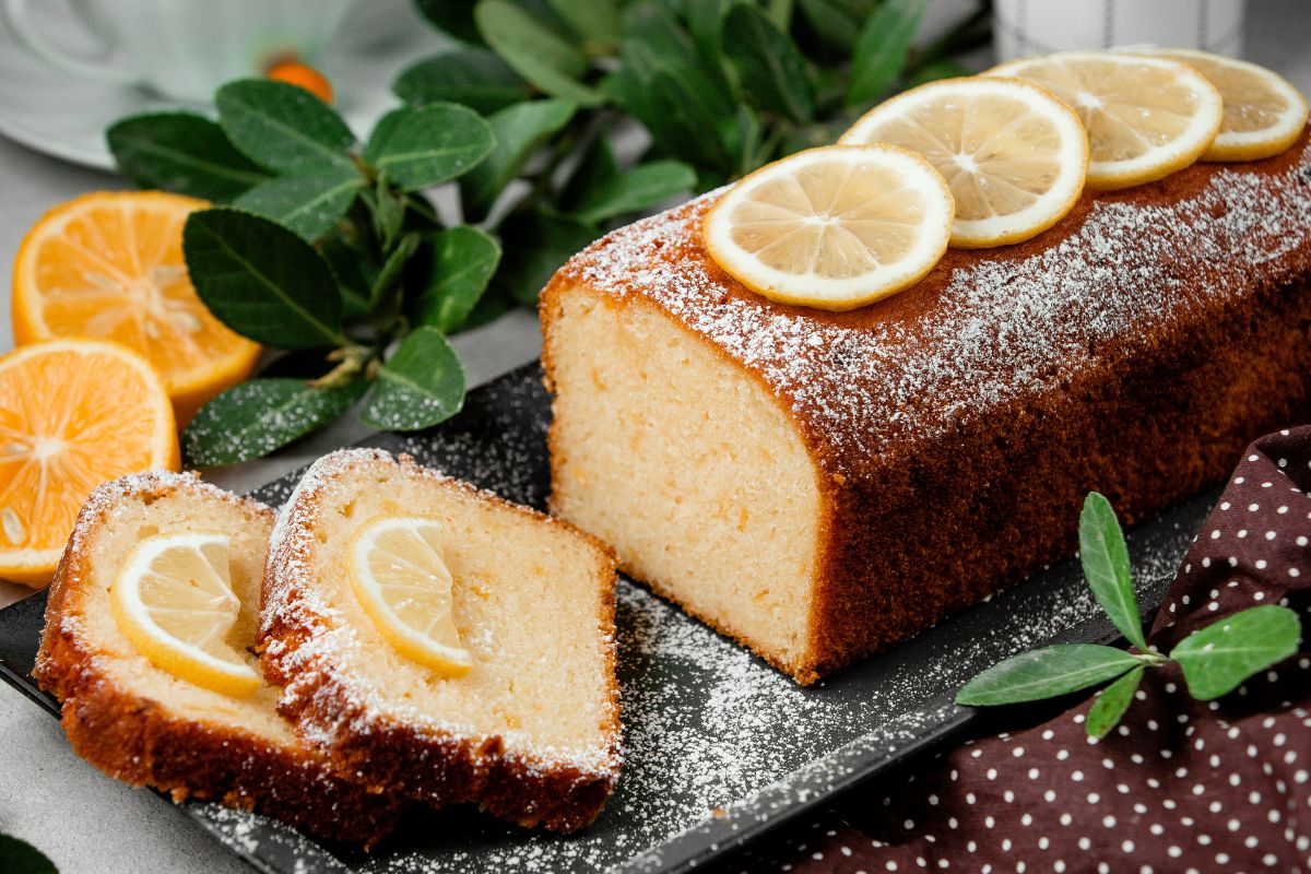 Bolo integral de limão com chia: receita saudável, fofinha e irresistível 1 bolo integral de limão com chia.