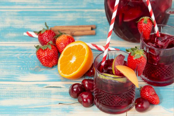 Drink funcional de kombucha com frutas vermelhas: o refresco probiótico que melhora a digestão e turbina a imunidade 2 drink funcional de kombucha com frutas vermelhas.