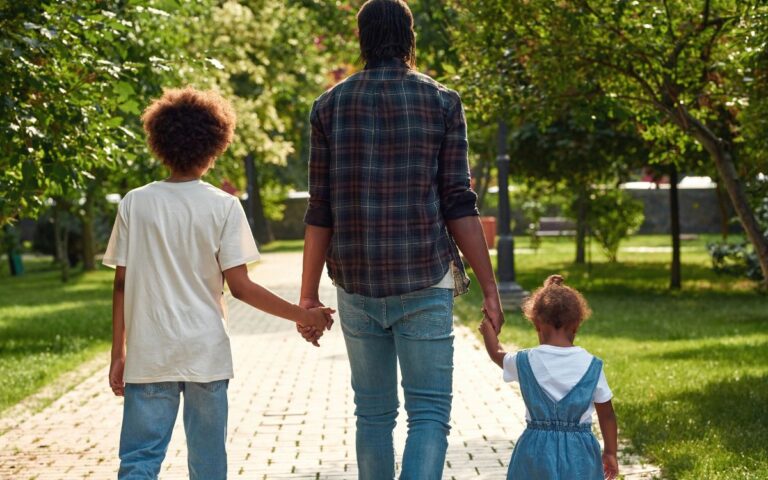 O “remédio” natural que pode proteger sua mente, segundo a ciência 2 benefícios das áreas verdes