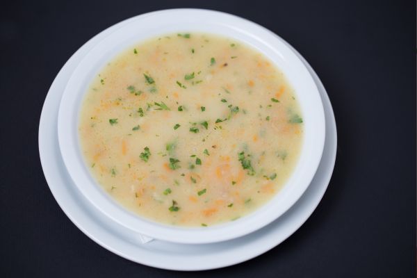 Creme de inhame com frango: o prato cremoso, nutritivo e simples 2 creme de inhame com frango.