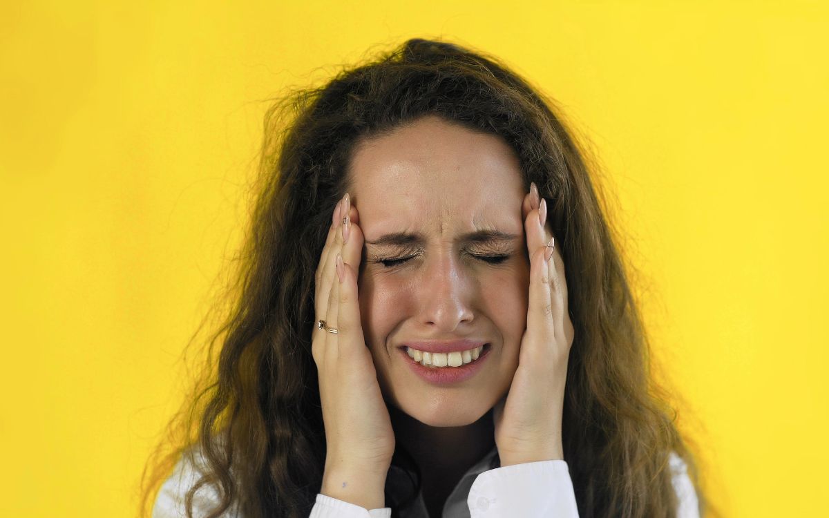 Tremedeira e irritação: é crise de ansiedade ou hipoglicemia reativa? 1 Hipoglicemia Reativa.