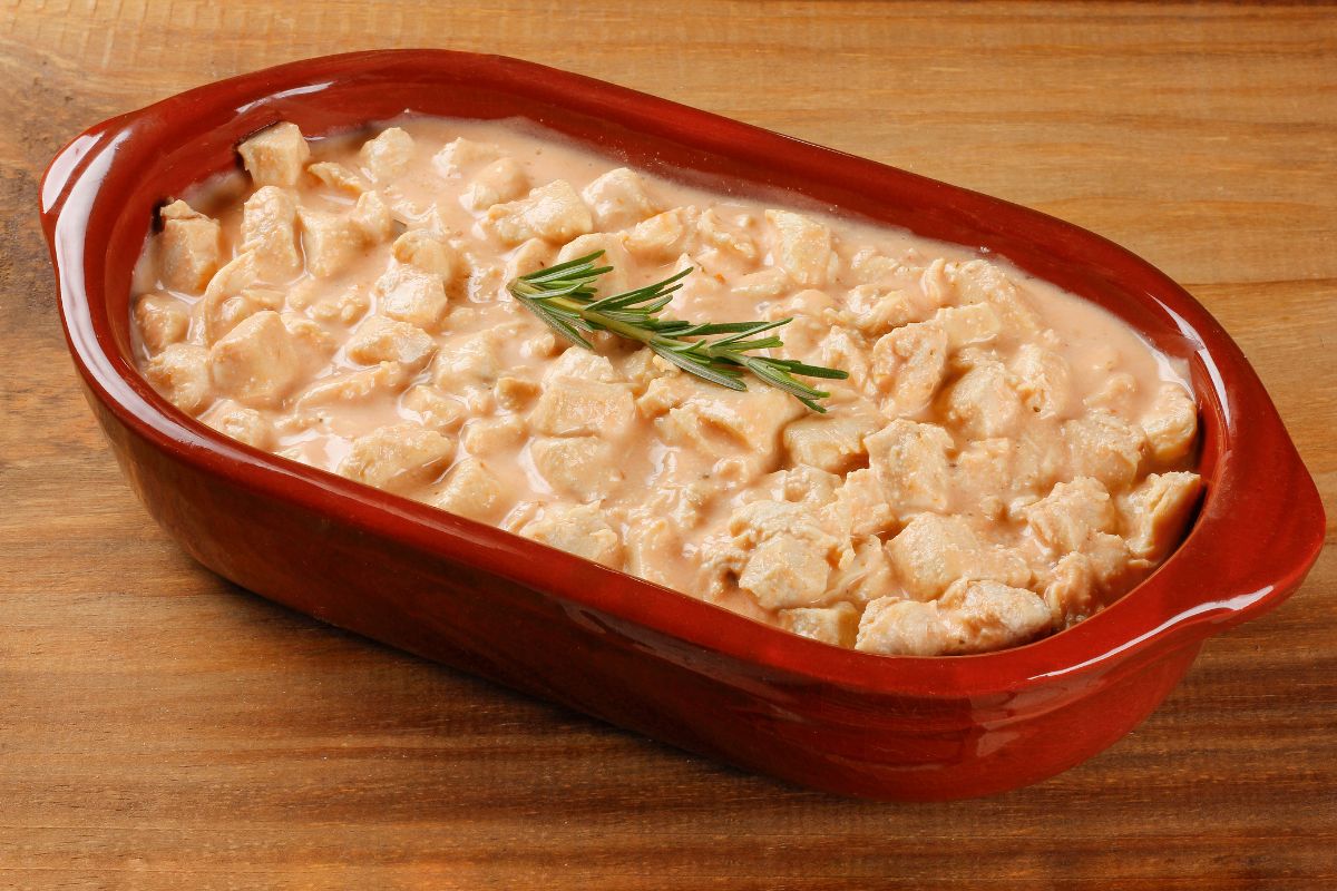 estrogonofe de frango.