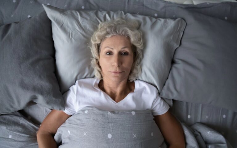 Insônia: o problema não é só a noite 2 sintomas da insônia durante o dia.