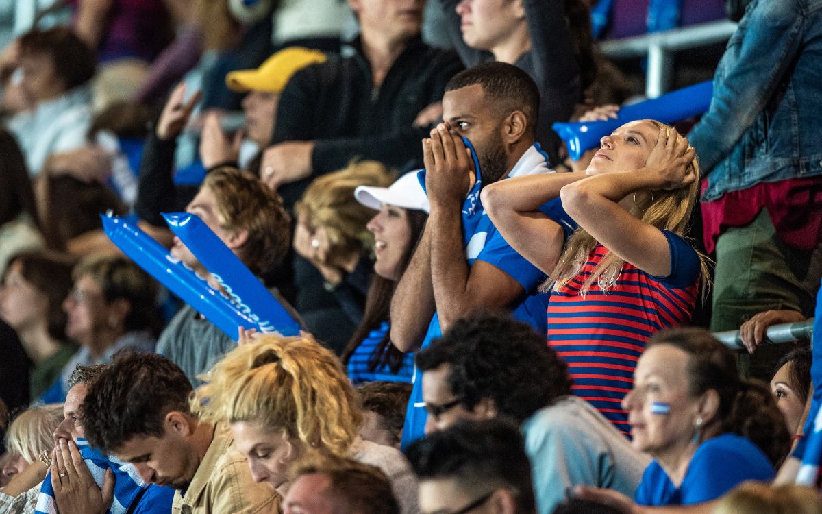 emoção do futebol no corpo