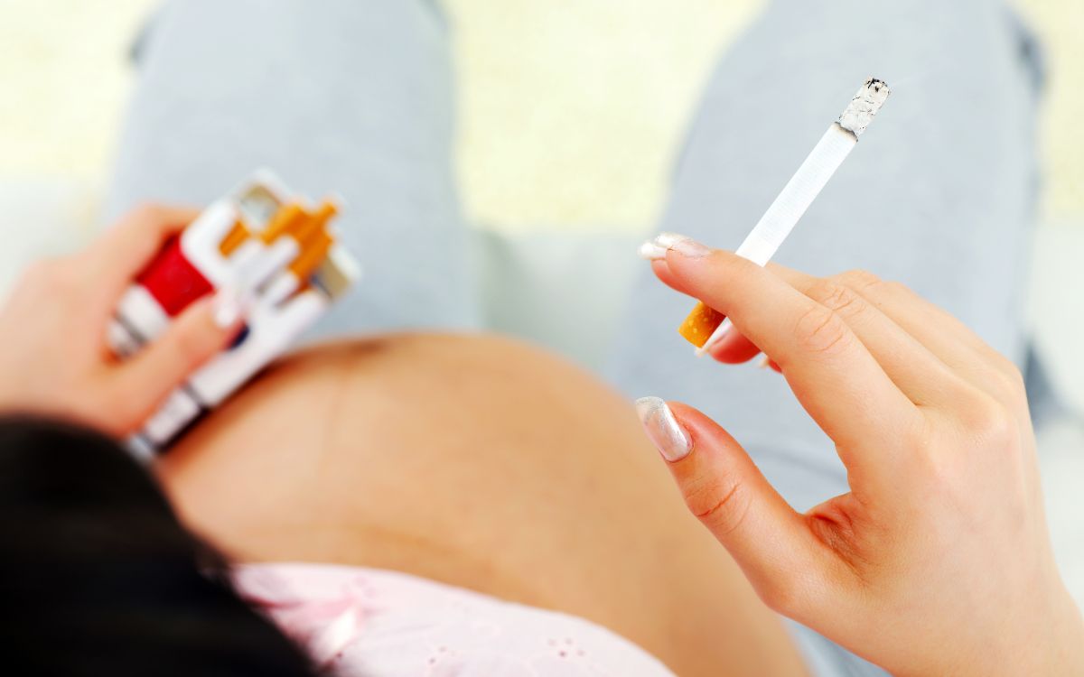 Fumar na gravidez pode afetar o comportamento dos filhos anos depois 2 Fumar na gravidez