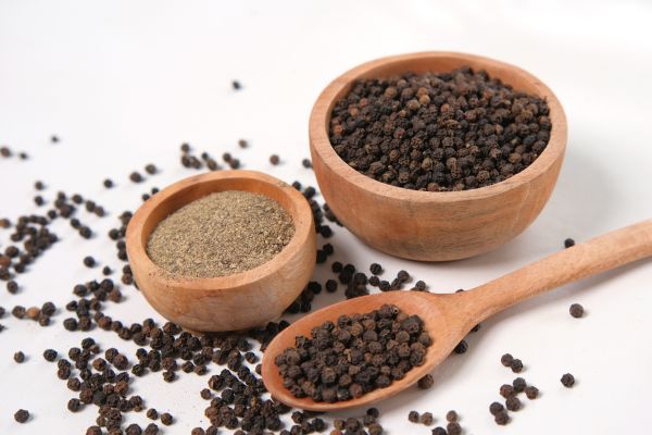 pimenta preta é pimenta-do-reino
