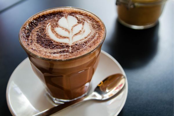 Chocolate quente funcional: receita cremosa para aquecer os dias frios 2 chocolate quente funcional.