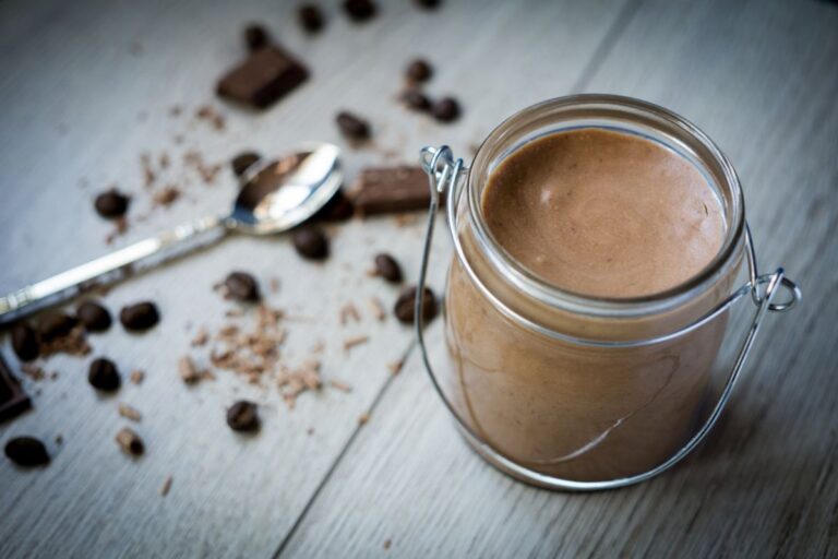 mousse de chocolate com café.