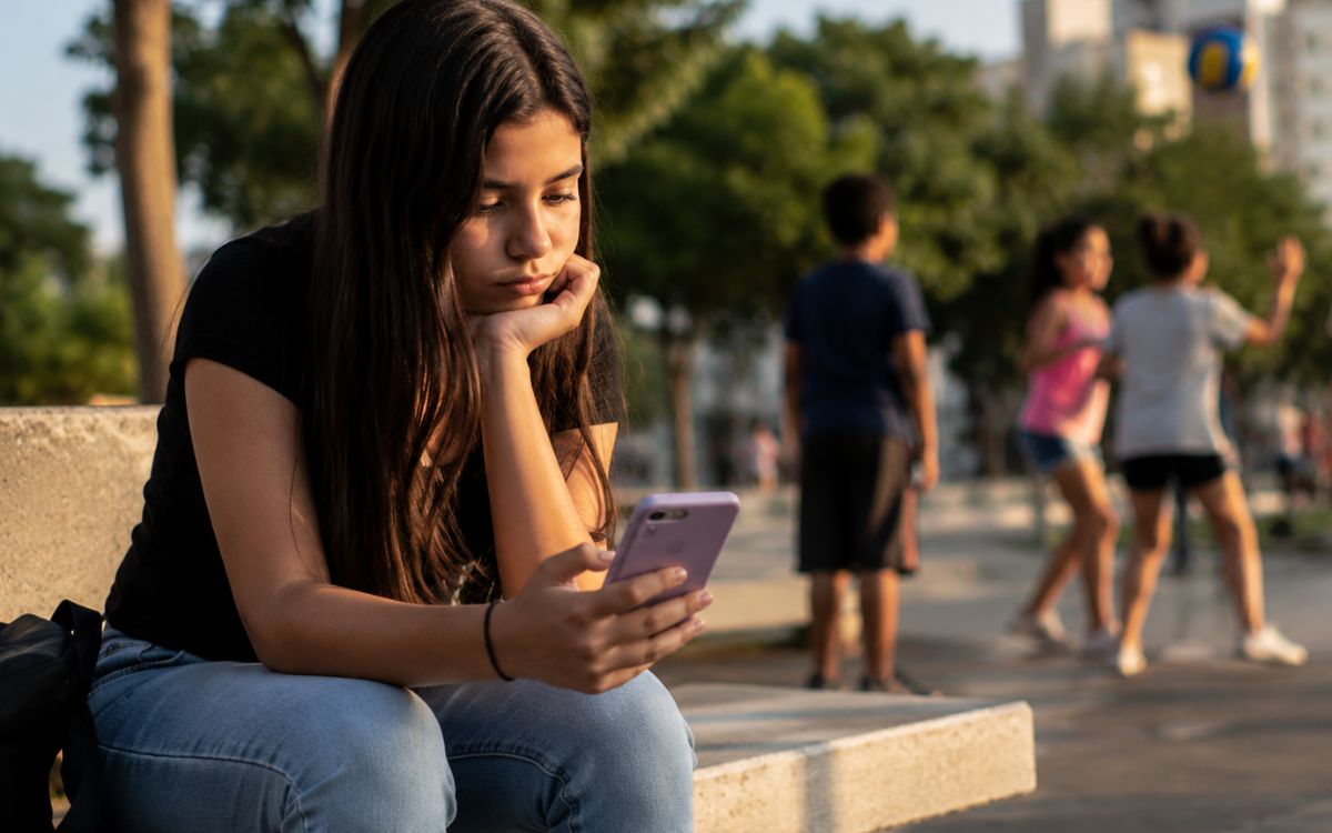Por que os 12 e 13 anos podem ser a fase mais delicada para o uso das redes sociais 1 Redes sociais e saúde mental