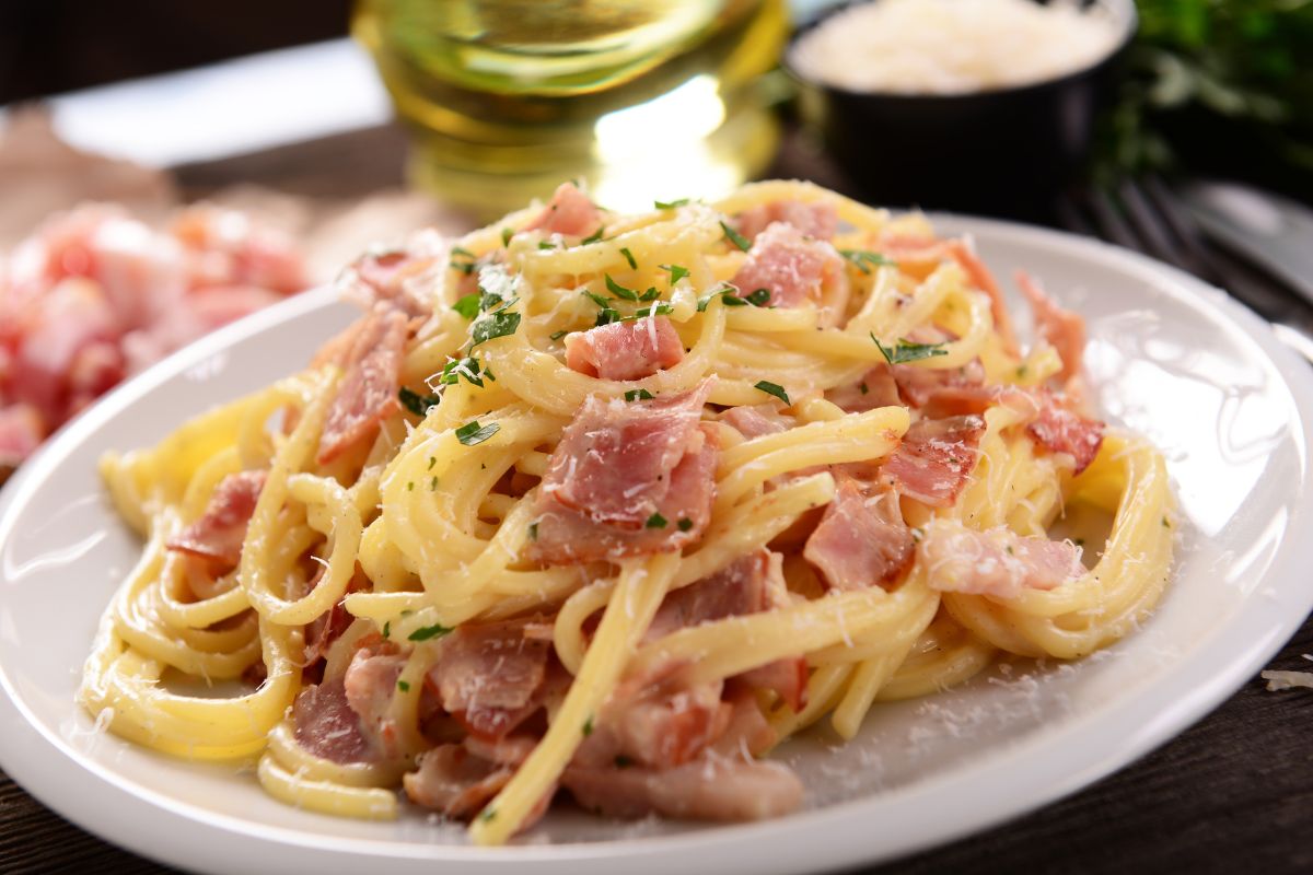 macarrão à carbonara light.