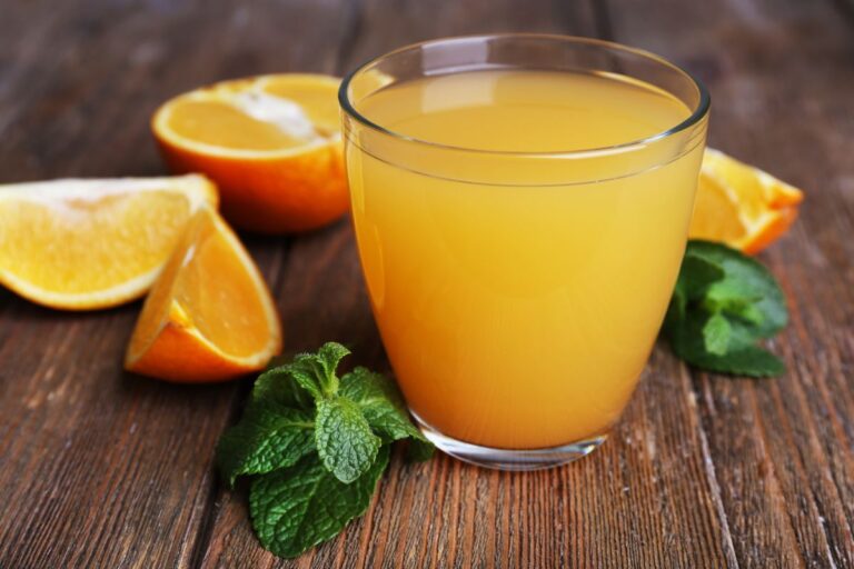 suco de inhame com laranja.