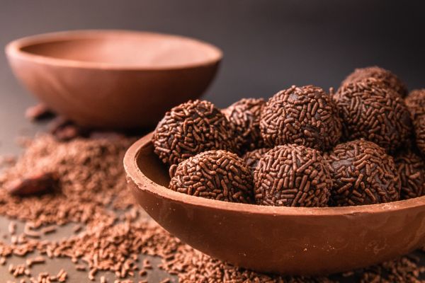 Brigadeiro termogênico com cacau.