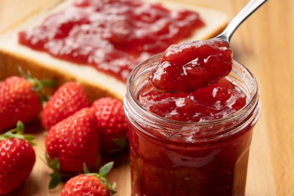 Geleia de morango sem açúcar: receita fácil, saudável e cheia de sabor 2 Geleia de morango sem açúcar.