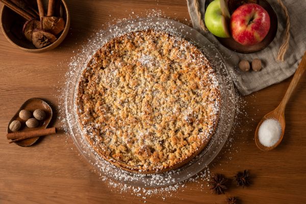 Torta de maçã com farofinha: receita saudável, crocante e fácil de fazer 2 Torta de maçã com farofinha.