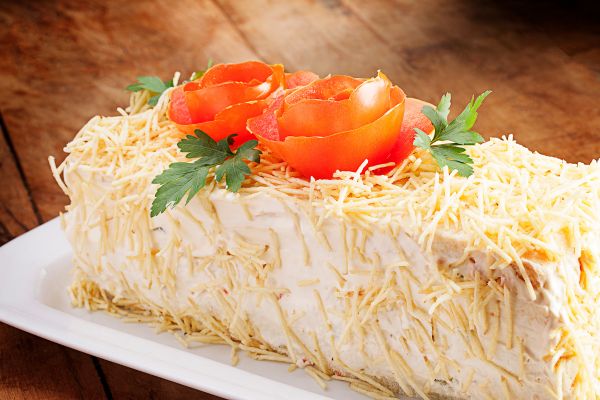Torta gelada de frango fit: receita leve, cremosa e prática para qualquer ocasião 2 Torta gelada de frango fit.