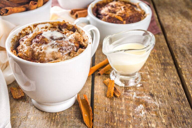 Bolo de iogurte na caneca: receita saudável, rápida e perfeita para um lanche equilibrado 3 Bolo de iogurte na caneca