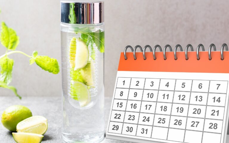 Detox, emagrecimento e mais: beber água com limão todo dia faz mesmo tudo isso? 2 Benefícios da água com limão