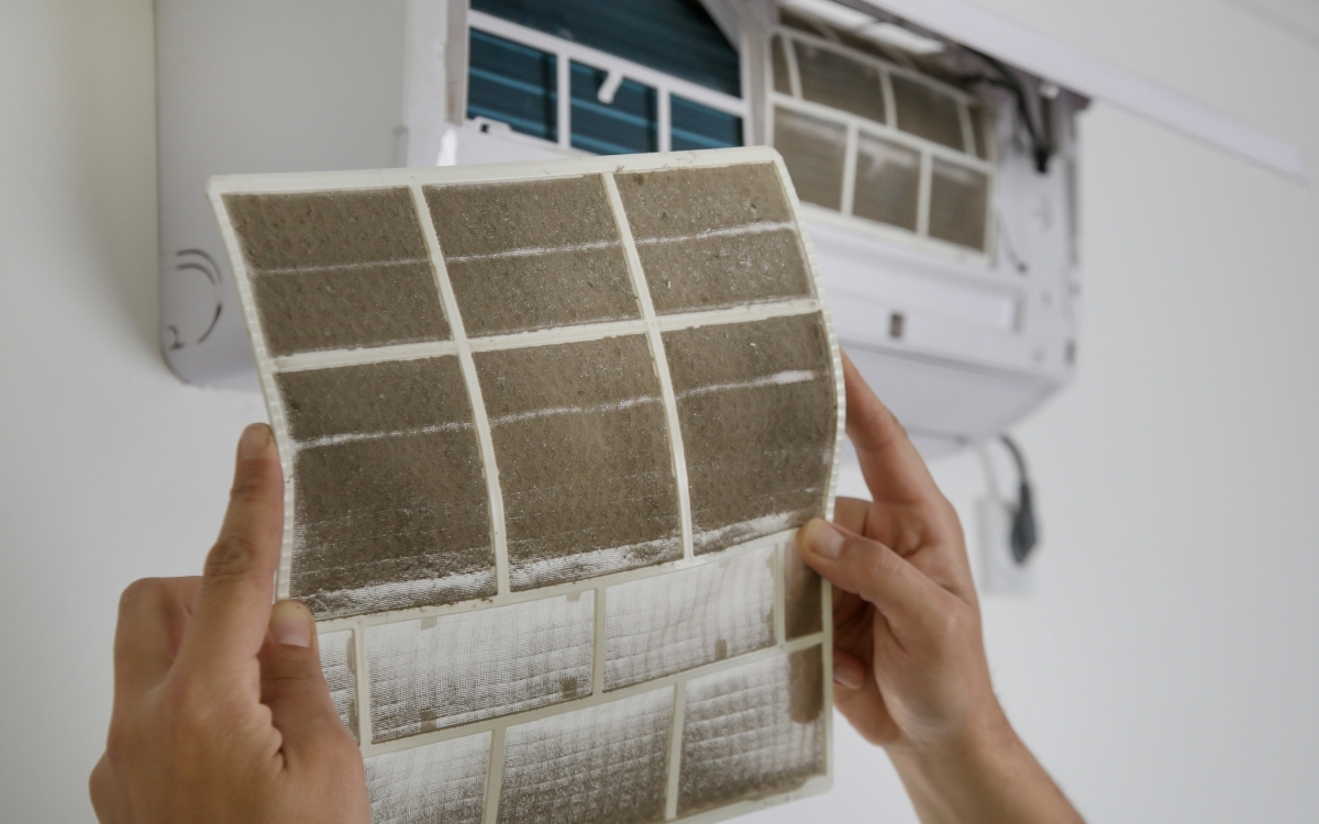 De quanto em quanto tempo é preciso limpar o filtro do ar-condicionado? 1 Com que frequência limpar o filtro do ar-condicionado