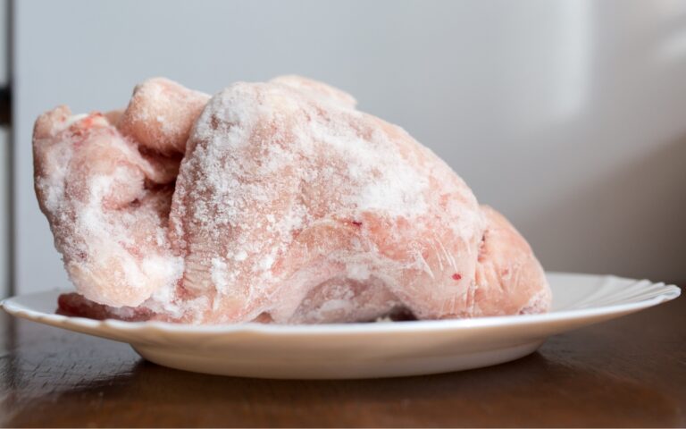 Quanto tempo dura o frango congelado no freezer